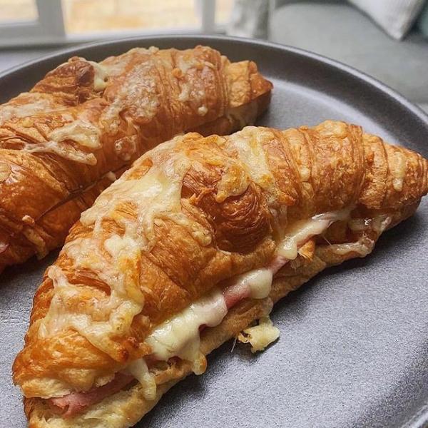 Sami's Croissant