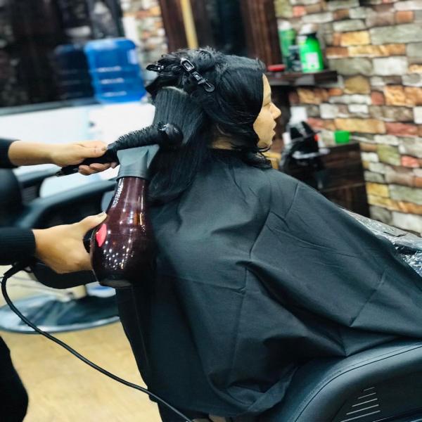 SEVEN Thirteen Unisex Hair Salon - Tahachal